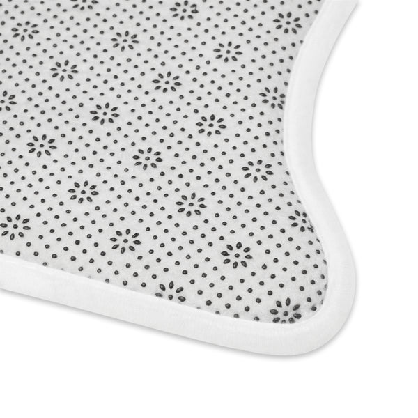 Paw Print Pattern Feeding Mat in White