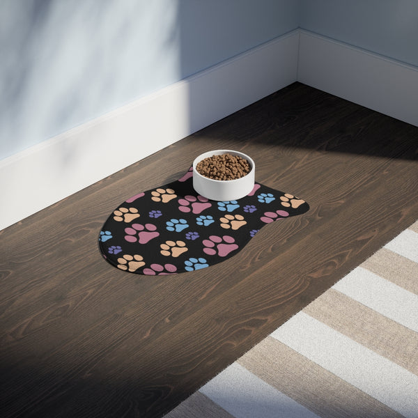 Paw Print Pattern Dog Feeding Mat in Black